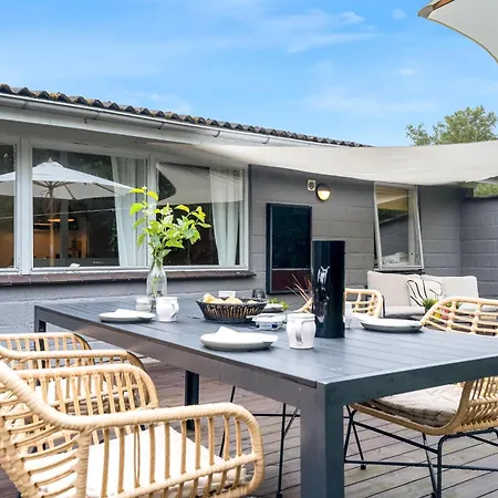 Cozy 350 Meters From The Water In Amtoft * Vesløs